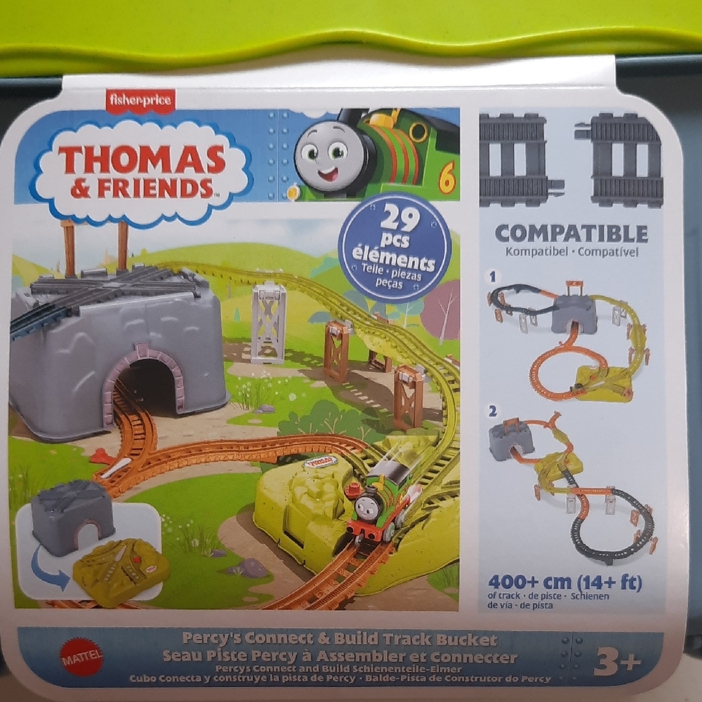 Thomas & Friends Toy Train Set, Percy’s Connect & Build Track Bucket NEW 3+ - Picture 2 of 8